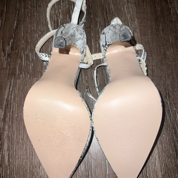 Black white/ snake skin sandal - Picture 4 of 5